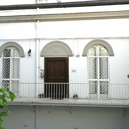 Toledostation B&B Neapel Exteriör bild