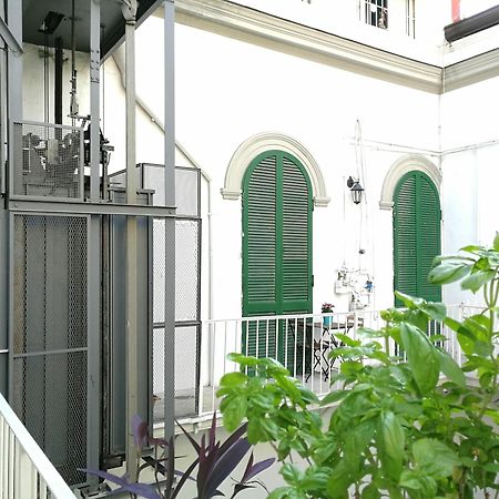 Toledostation B&B Neapel Exteriör bild